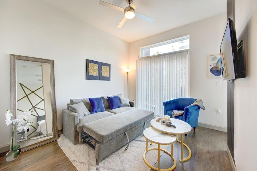 Trendy Downtown 1Bd/Freeparking/Wi-Fi/Pool Lägenhet Houston Exteriör bild