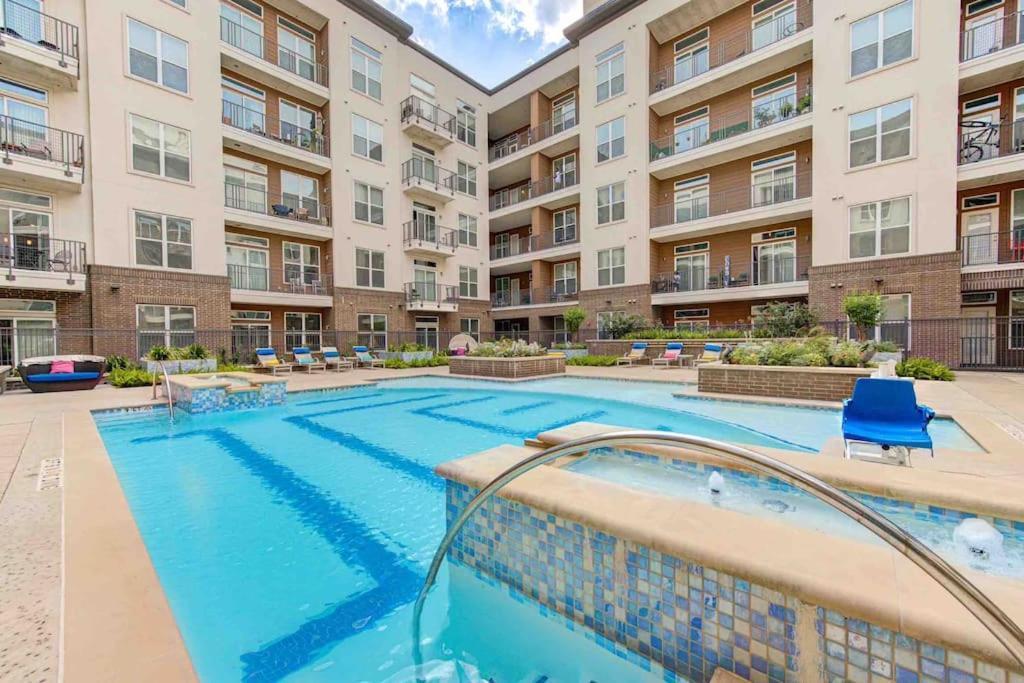 Trendy Downtown 1Bd/Freeparking/Wi-Fi/Pool Lägenhet Houston Exteriör bild
