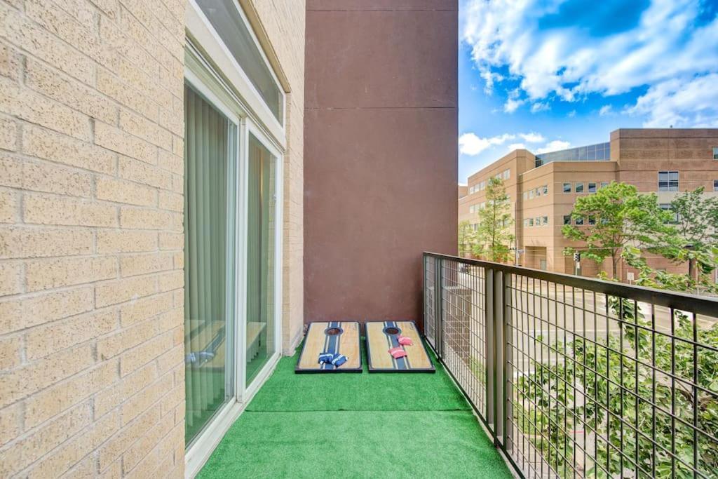 Trendy Downtown 1Bd/Freeparking/Wi-Fi/Pool Lägenhet Houston Exteriör bild